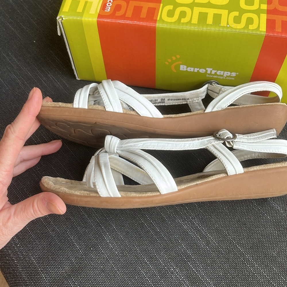 Bare Traps White Chelby Leather Sandal Size 9M - Picture 5 of 9